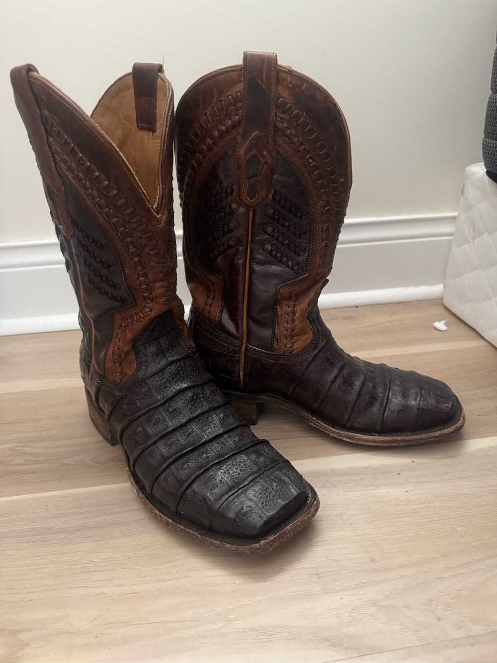 Men's Brown Western Boots - Exotic alligator Leather size 8EE